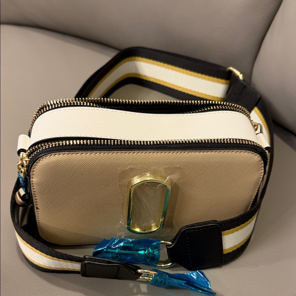Cream and Black Crossbody Bag with Gold Accent-NWT